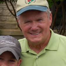 Fred Akers' daughter announced that the former UT coach passed away today.  He was 82. He succeeded Darrell Royal at Texas and spent 10 years as the  Longhorns coach, but after he