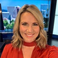 Shauna Parsons's Instagram, Twitter & Facebook