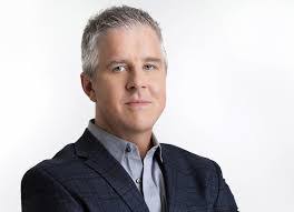 Tim Lavin's Instagram, Twitter & Facebook