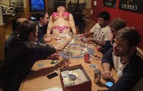 Si de diversión se trata alaska con su cover a quien le importa, nos hace movernos en cualquier fiesta. Musica Para Despedidas De Soltero Las Canciones Que Mas Se Llevan Mola Mola