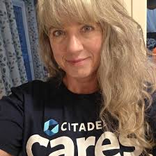 Securing dog fencing at campgrounds with pets