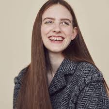 Grace Booth's Instagram, Twitter & Facebook