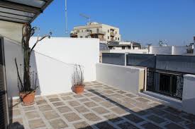Il locale si presenta in ottimo stato. Italiano Francavilla Fontana Primo Piano Zona Piazza Verdi Royal Immobiliare Di Fabio Sternativo