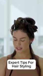 What techniques professional hairstylist Adam Maclay used for Anne De  Paula’s beach waves #beachwaves #hairstyletutorial