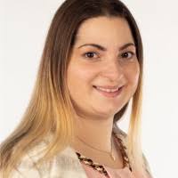 90+ Profile mit dem Suchbegriff „Curcio“