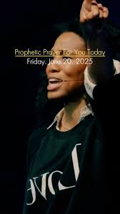 Iowa Juneteenth. Bethany Elle performs the Negro/ National  Anthem.#Iowajuneteenth #blackexcellence #blackhistory #blackbusinesses  #blacklivesmatter #jazz #gospelmusic #gospeljazz #BlackNationalAnthem  #bethanyellemusic