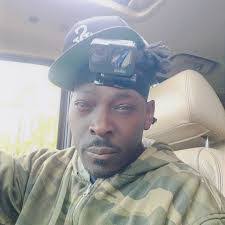 Ronnie Street's Instagram, Twitter & Facebook