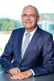 Contact and general information about cpb software ag company, headquarter location in vienna, austria. Cpb Software Ag Unterzeichnet Vertriebsvereinbarung Mit Objectway Fur Osterreich Deutschland Und Schweiz Dr Ricki Weiss Pr Management International Consulting 03 04 2017