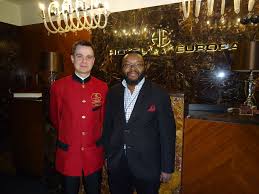 Dodson defeated john albert via unanimous decision in the preliminary round and moved onto dodson faced john lineker on october 1, 2016 at ufc fight night 96.36 the. John Godson Hotel Europa