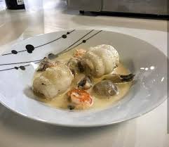Recette Medaillons De Sole Sauce A La Creme Crevettes Et Champignons En Video Recette Sauce A La Creme Recette De Plat Recette Plat Principal
