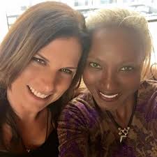 Out with my friend Diana Wright owner and designer of Pulleez which I'm  obsessed with having a great time at Fred's for lunch then getting  inspiration