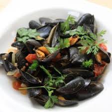 Epingle Par Nguyen Sur Poisson En 2020 Salsa Tomate Tomates Moules