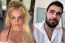 Britney Spears 'Hardly' Speaks To Sam Asghari Following Split