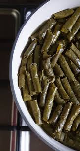 احلى عيون بالدنيا عيون الغاز عليها طنجرة دوالي غير هيك حكي جرااايد Sweet Savory Cooking Recipes Cooking
