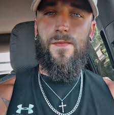 Should I pick up strange as tight end?