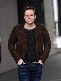 Pin By Jen Payne On Olly Murs Olly Murs Leather Jacket Charlie Puth