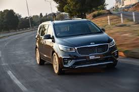 In korea besteht die motorenpalette eines minivans aus zwei erscheinungsdatum und preis. Kia Carnival 2018 Spezifikationen Preis Foto Avtotachki