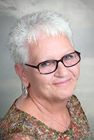 Mitzi Osborne's Instagram, Twitter & Facebook