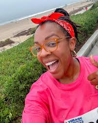 Today I completed the Manhattan Beach 10K with baby girl inside of my belly  🥰🥹! I'm officially half way- 20 weeks, in my 5th month of pregnancy! YAY!  This was a humbling