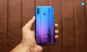Honor 20i Initial Impressions: The New ...