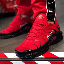 Nike Air Max Tn This Colourway If You Love Red Is The Perfect Stand Out Shoe Airmaxtn Airmaxtns Nike Air Max Tn Nike Shoes Women Sneakers Nike Air Max