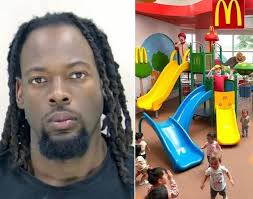 UPDATE: CLICK LINK FOR HIS APOLOGY 🤦🏾‍♀️ These are Lansing kids.. 💁 Evan  Skraggs is his name, has a black step dad that's a police officer, and a  mixed brother, and guess