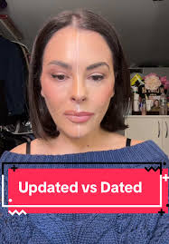 Recreating Kate Hudson's soft glam makeup look! Product details: @Char...