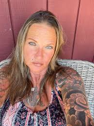 Couple competing for wedding funds