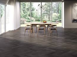 And its registration expires in 4 months. Gallery Lauzon Hardwood Flooring