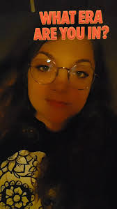 Amber Hemsley's Instagram, Twitter & Facebook