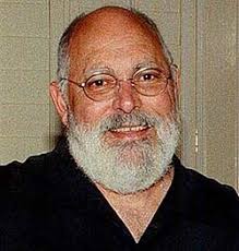 Dennis Linde's Instagram, Twitter & Facebook