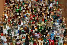 Pictures Of Liquor Bottles Description Liquor Bottles Jpg Mini Alcohol Bottles Alcohol Booze