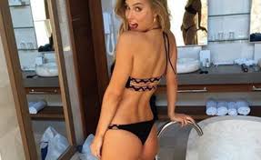 ‫אתר הקניות הגדול בישראל מציג לקהל לקוחותיו מגוון רחב של מוצרים. Mako Celebs Makocelebs Twitter