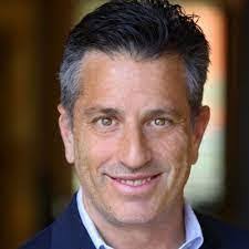 Warren Shulman's Instagram, Twitter & Facebook