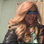 Winnie Sutherland's Instagram, Twitter & Facebook