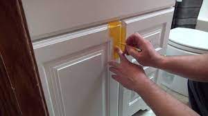 Kitchen Kitchen Cabinet Hardware Installing Is Right Is To Measure Where Lies The Proper Installing Kitchen Cabinets Installing Cabinets Kitchen Door Handles