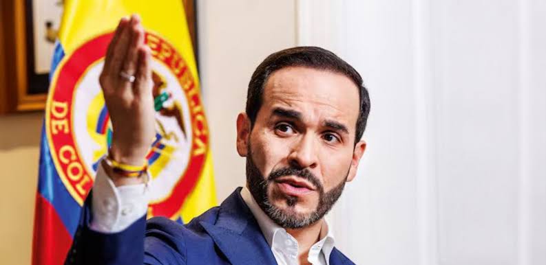 Los pecados de Abelardo de la Espriella podrían dar al traste con su candidatura - Pares