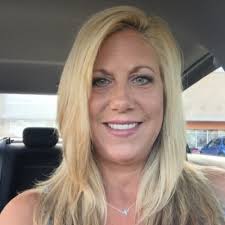 Sandi Tucker (@SBZPlatinum)