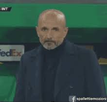 Go on to discover millions of awesome videos and pictures in thousands of other categories. Spallettie Mozioni Gif Spallettiemozioni Spalletti Discover Share Gifs