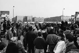 8 Photos Of The Fall Of The Berlin Wall Imperial War Museums imperial war museums
