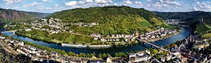 Finde fotos von cochem an der mosel. Datei Stadtteil Cochem Cond An Der Mosel Jpg Wikipedia