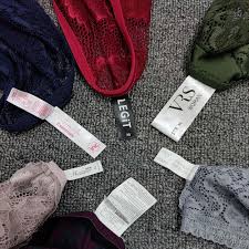 中国定制印花6XL散装年轻女孩-xxx-内裤-图像镂空内裤金属环尼龙| Alibaba.com