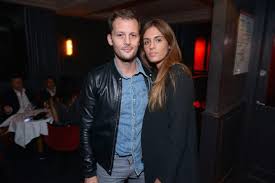 Say Who Laura Isaaz She is known for her roles in the films the gilded cage (2013), la crème de la crème (2014) and les yeux jaunes des crocodiles (2014). say who laura isaaz