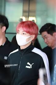 His hair colour had faded and jungkook decided to do that jungkook's pretty lucky tbh, his hair won't be in bad condition. 180708 Bts Arrived At Icn Airport Jungkook Bts Bangtan Boy Jeon Jungkook