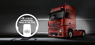 Le Nouvel Actros Elu Camion De L Annee 2020 De Willermin