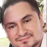 40+ perfiles de «Andrés Falcon»