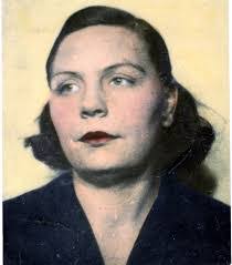 Margaret Sanderlin's Instagram, Twitter & Facebook