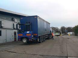 The roof and side cladding are made of insulated 2400 2500 mm (w h) steel. Truck Crane Curtainside Trailer Opening Roof