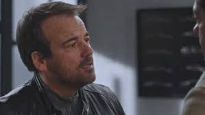 Patrick débarque au mistral dans la huitième saison, en mars 2012, avec toute sa famille: Plus Belle La Vie En Avance Boher Decouvre Le Secret De Gaetan Le Resume De L Episode Du 02 Janvier 2020