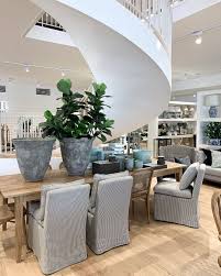 Provincial Home Living On Instagram Beautiful Ballarat Is Looking Stunning With Its Sweeping Staircase This Saturday Ballarat Residents Have You Been To Che